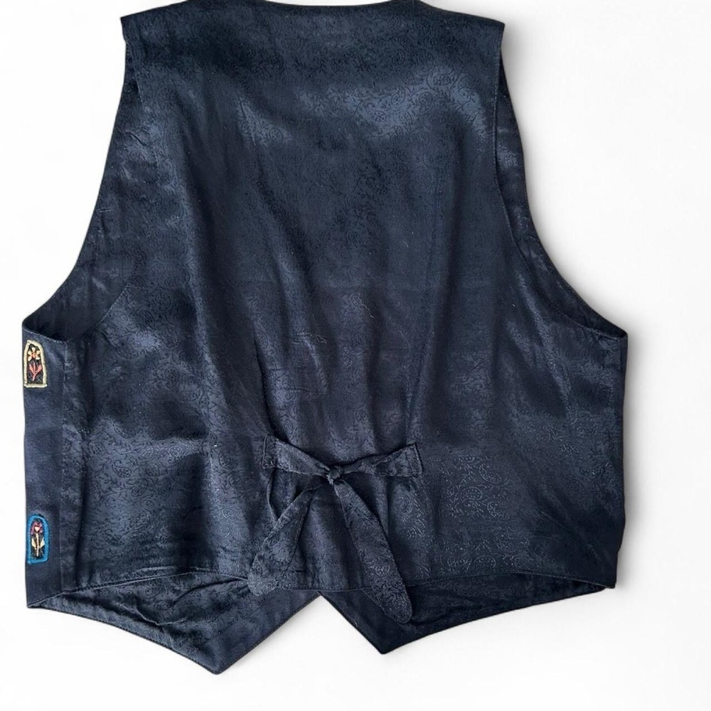 Boho Elephant Embroidered Vest | Vintage Kāra•vān | Folk Art India | Size M - Picture 3 of 8